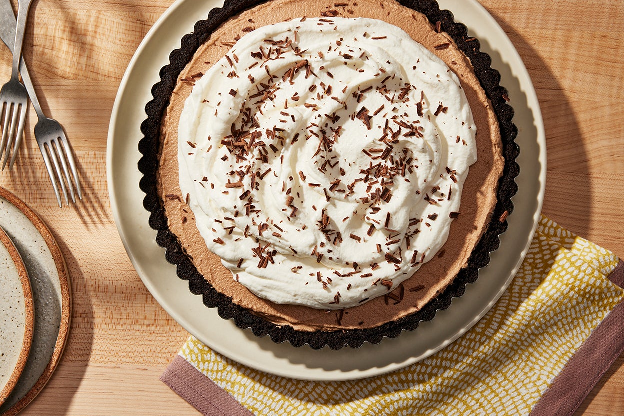 No-Bake French Silk Pie: The Ultimate Chocolate Lover's Classic
