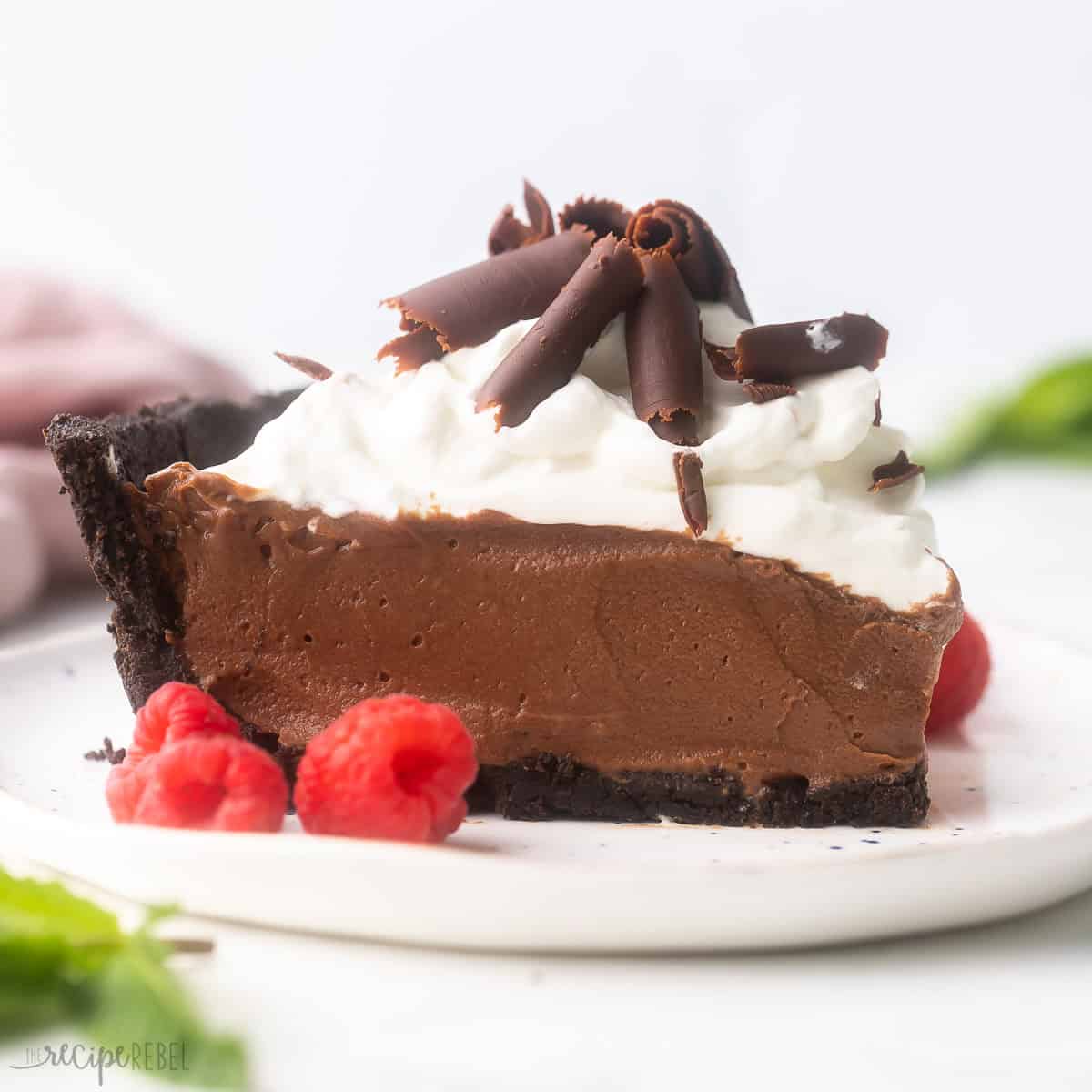 Simplified French Silk Pie: Your Go-To Holiday Recipe with Oreo Crust